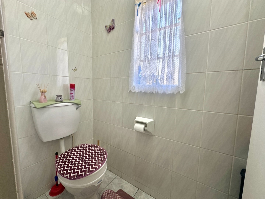 3 Bedroom Property for Sale in Bodorp Western Cape